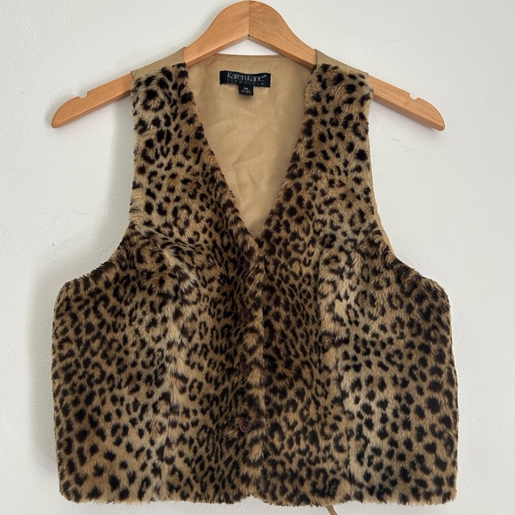 Karen Kane Tops - 🐆 KAREN KANE Vintage Fuzzy Faux Fur Leopard Vest Sz M VGUC